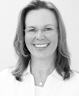 Barbara Hölscher-Wiezorrek <br> (Schatzmeisterin)