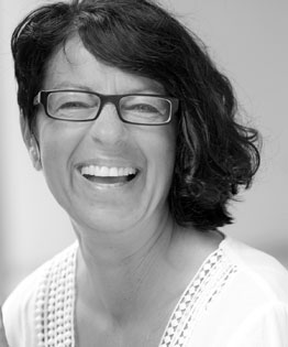 Susanne Steffen <br> (Präsidentin)